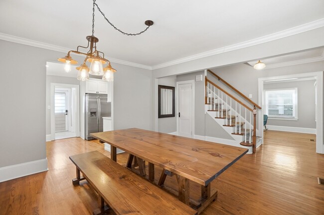 Building Photo - Historic Wesley Heights Home | Walkable to Uptown | 2 Primary Suites