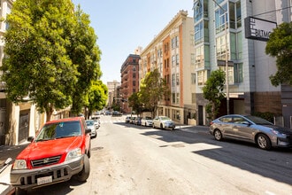 Building Photo - 735 Taylor