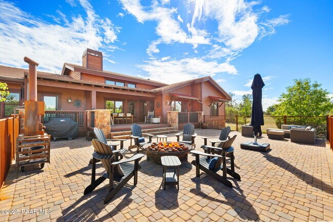 Building Photo - 14415 N Sandia Ln