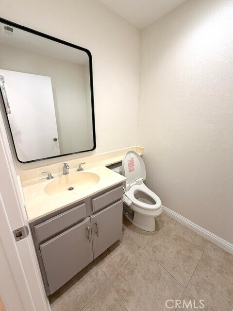 Building Photo - 2931 Plaza del Amo