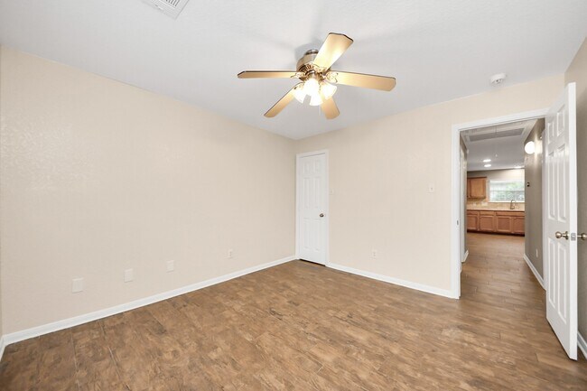 Building Photo - 14610 Hazy Ridge Ln