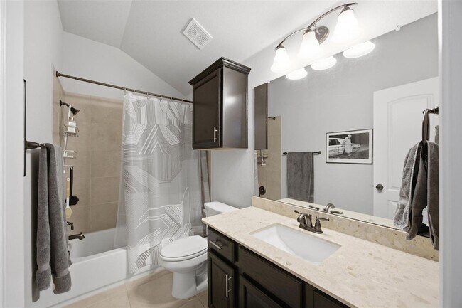 Building Photo - 328 Rock Mill Loop