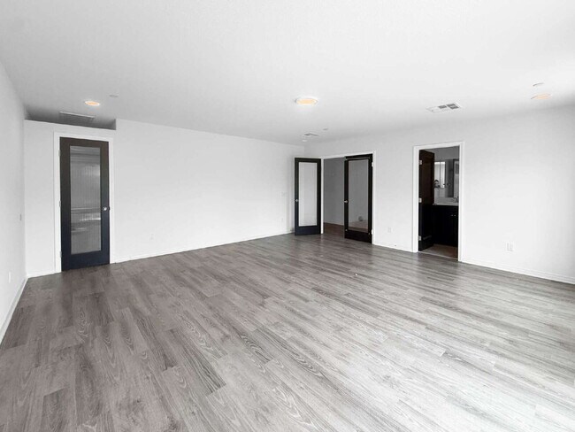 Building Photo - 26706 Lexington Ln