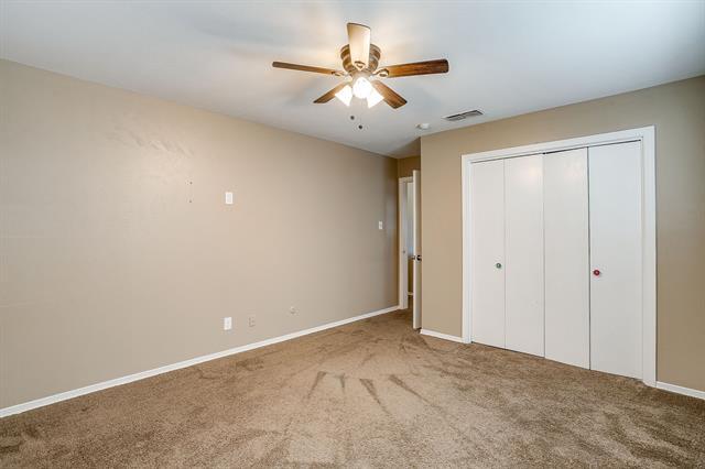 Building Photo - 1060 S Burleson Blvd
