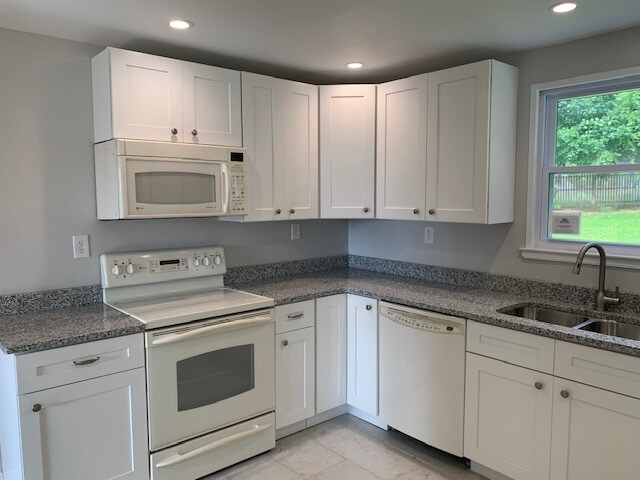 Kitchen2 - 808 Lauber Rd