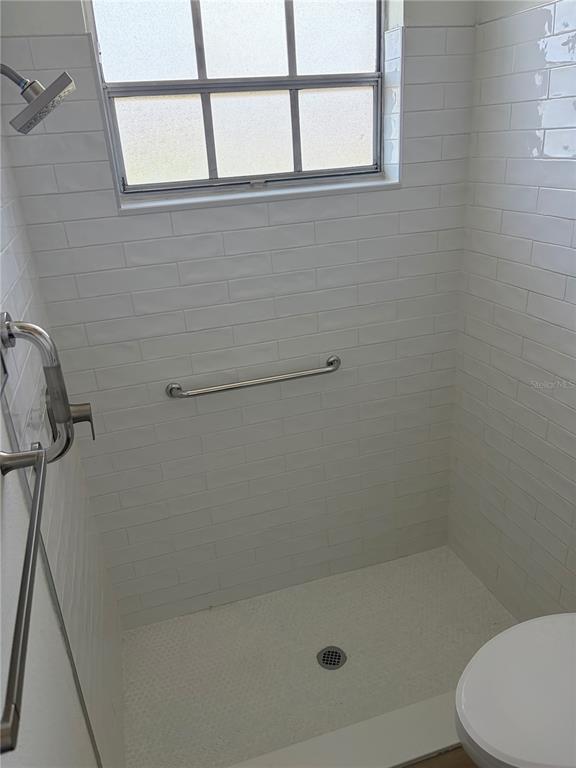 Building Photo - 4201 Hampton Dr
