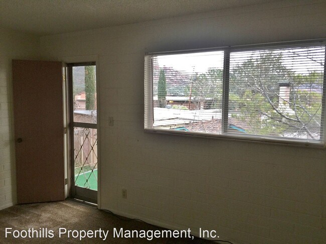 Building Photo - 1 br, 1 bath House - 390 Cedar St #18