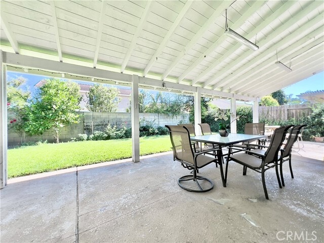 Building Photo - 9256 Crocus Ave