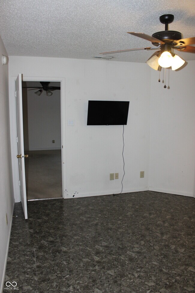 Building Photo - 2992 Sentiment Ln