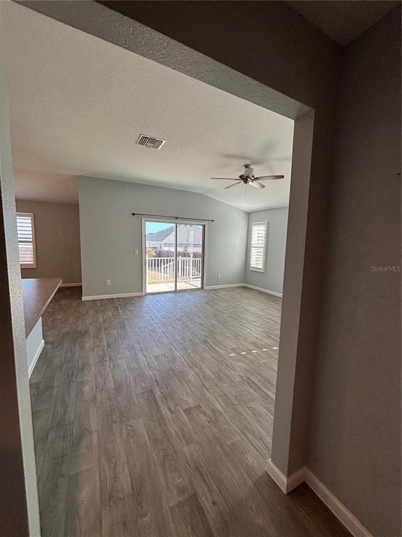 Building Photo - 3319 Rohan Rd