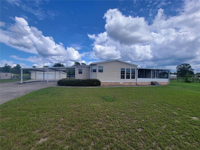 Primary Photo - 4655 NE 40th Ave