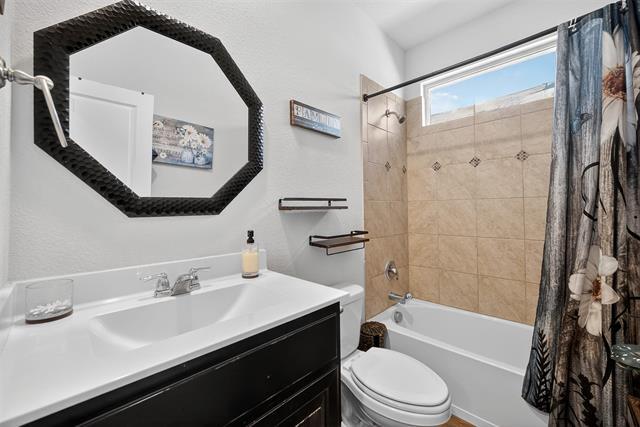 Building Photo - 1029 Nicole Way