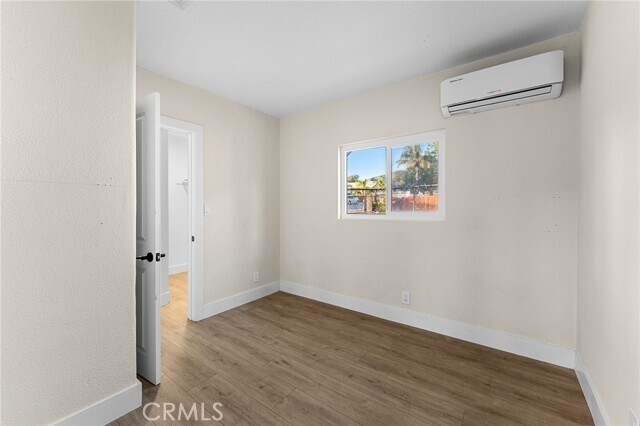 Building Photo - 906 N Allen St