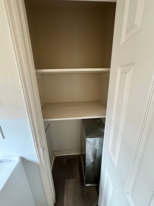 Building Photo - 3/1 in Shelby, NC