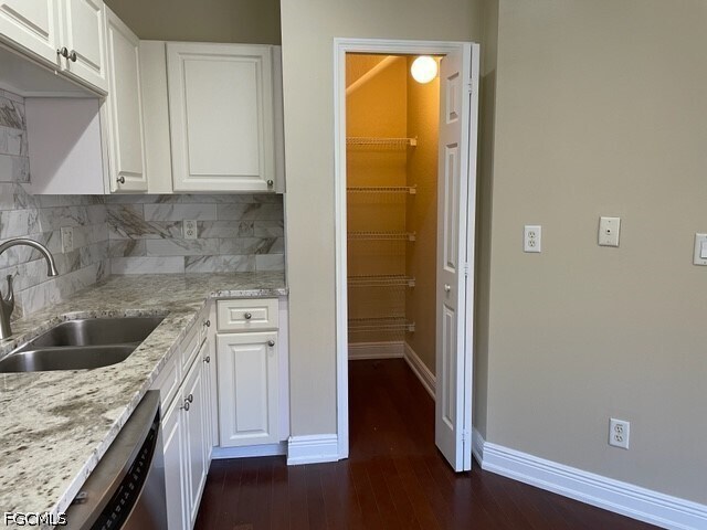 Building Photo - 17563 Cherry Ridge Ln
