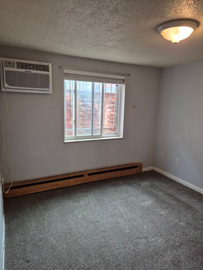 Building Photo - 155 S Pennsylvania St