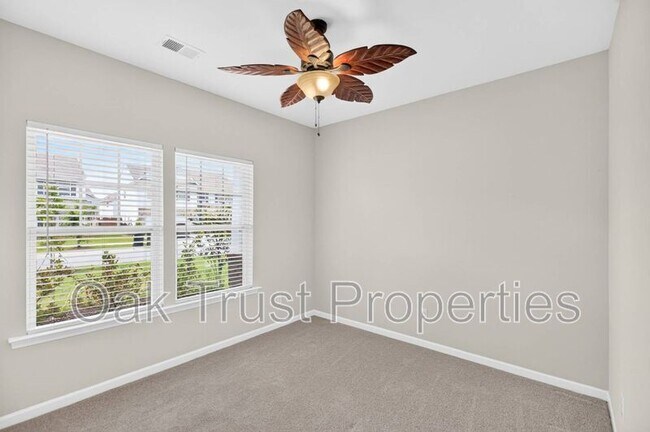 Building Photo - 418 Avocet Dr