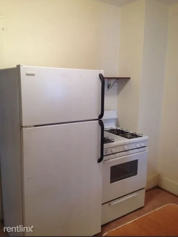 Building Photo - 225 Johnson St