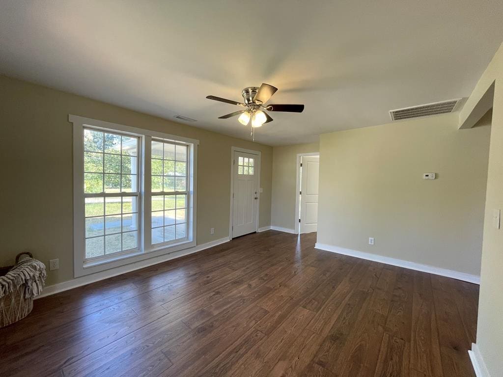 Building Photo - 1936 N Dixie Ave