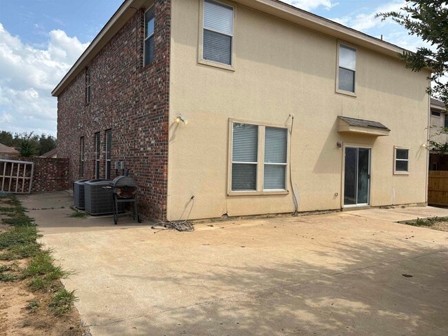 Building Photo - 2904 Anejo Dr
