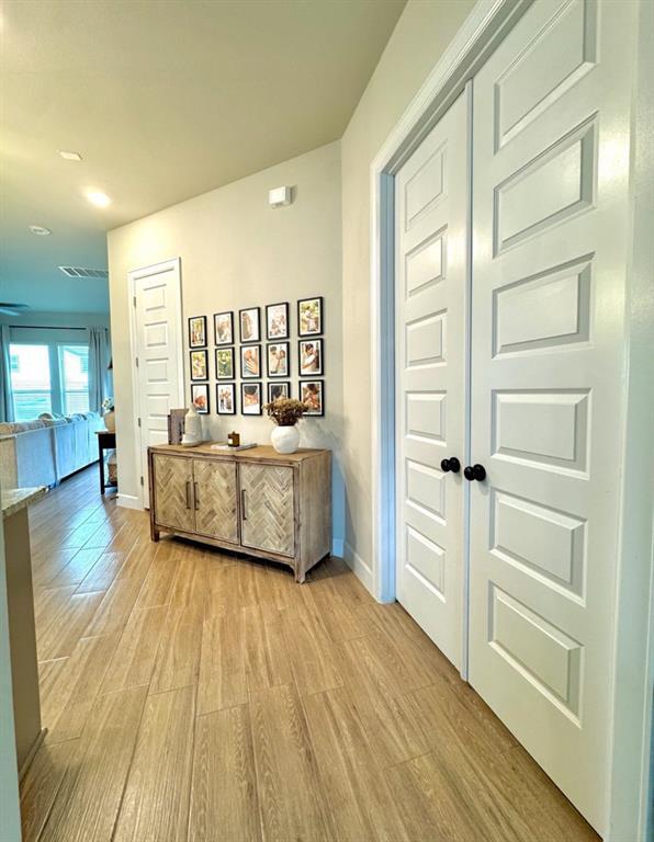 Building Photo - 2810 Sebring Cir