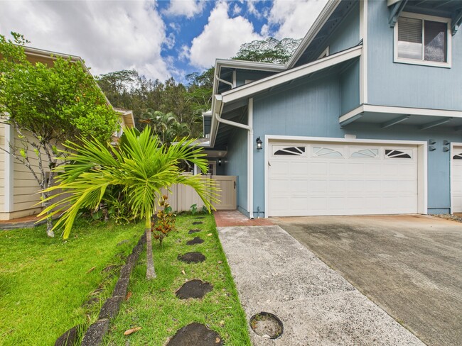 Primary Photo - 95-1063-1063 Wikao St