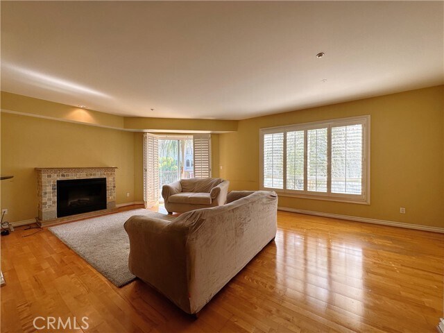 Building Photo - 320 S Willaman Dr