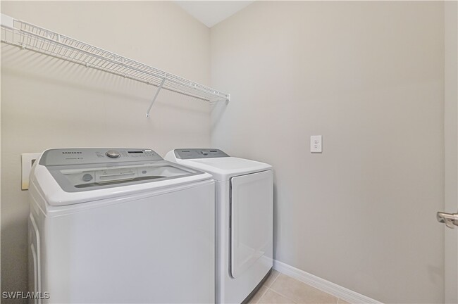 Building Photo - 2985 Birchin Ln