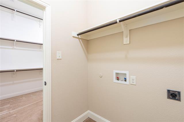 Building Photo - 210 Cool Meadows Ln