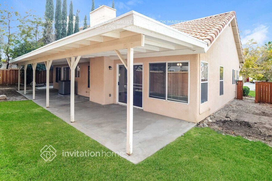 Building Photo - 42418 Coronet Ct