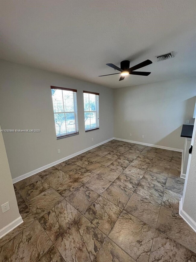 Building Photo - 4405 SW 160th Ave