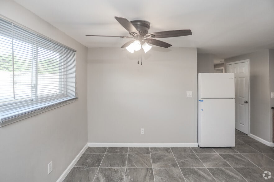 Maple Creek Village 3800 W Michigan St Indianapolis IN 46222