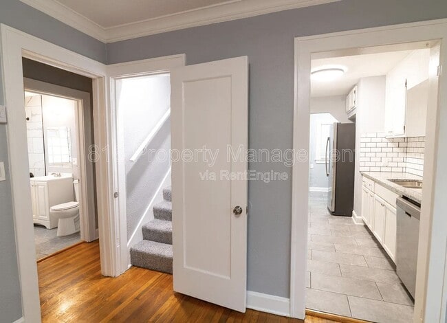 Building Photo - 5815 Euclid Ave E