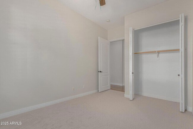 Building Photo - 4213 E Edgemont Ave