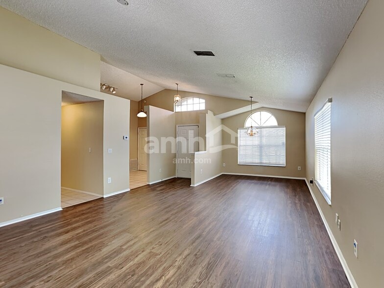 Building Photo - 893 Ferry Landing Ln