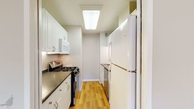 Building Photo - 1545 18th St NW