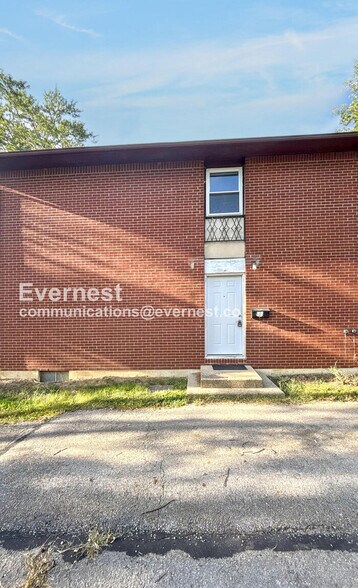 Primary Photo - 2143 Wadsworth Dr