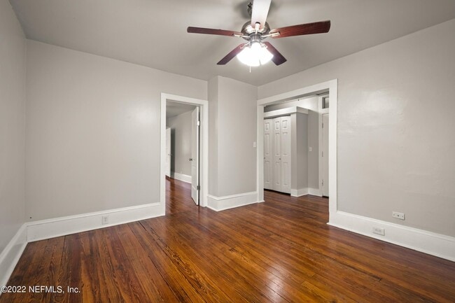 Building Photo - 1511 Belmonte Ave