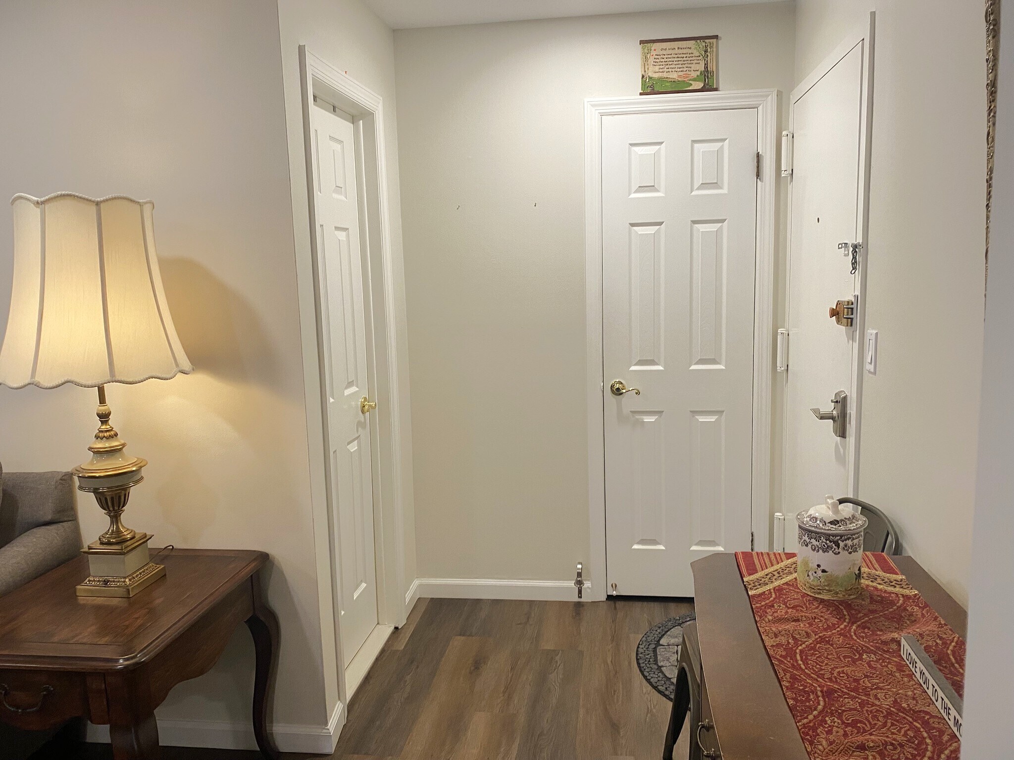 Building Photo - 328 Sierra Vista Ln