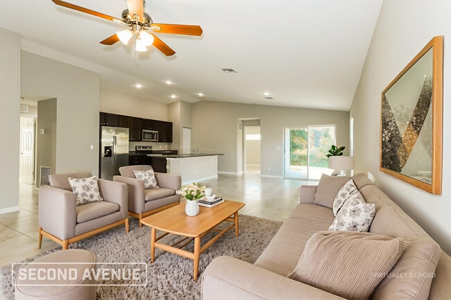 Building Photo - 1426 Paramount Ave SE