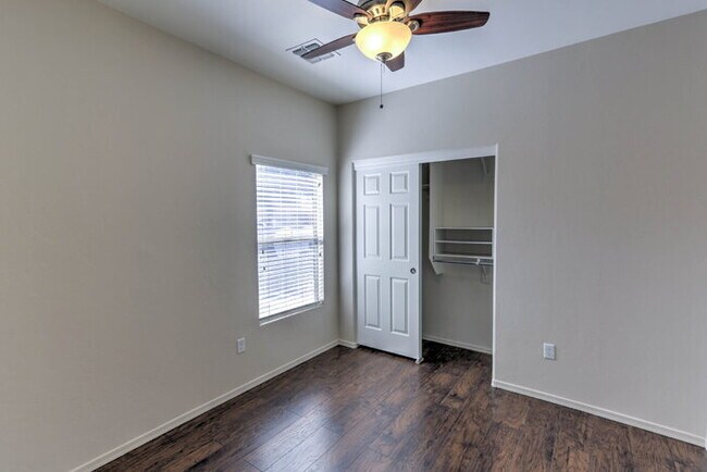Building Photo - Rancho Sahuarita