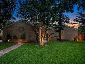 Building Photo - 2358 Binley Dr
