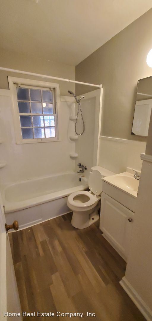 Building Photo - 2 br, 1 bath House - 1775 E. Sprague Street