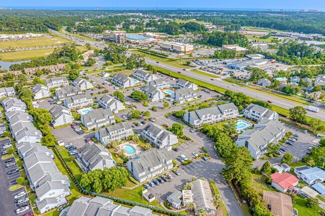 Building Photo - 3700 Golf Colony Ln