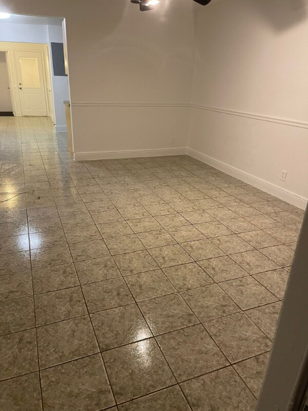 Building Photo - 1101 NW 55th Ave