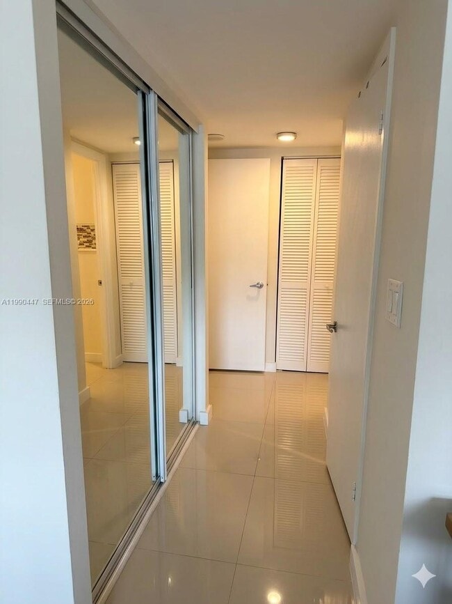 Building Photo - 2851 NE 183rd St