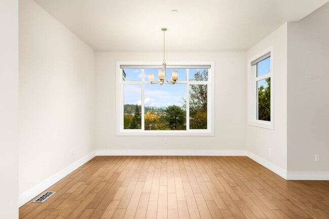 Building Photo - 7704 151st Ave NE