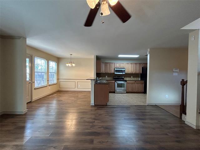 Building Photo - 3901 Oceanside Dr