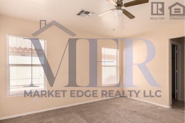 Building Photo - 4Bed/2Bath Home in El Mirage! $199 MOVE-IN...