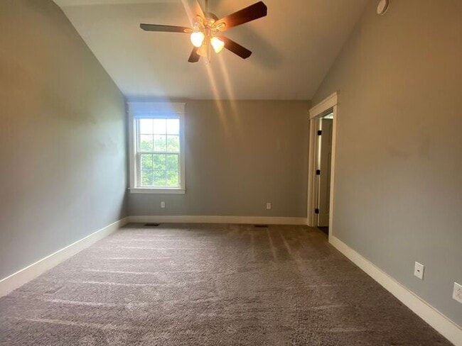 Building Photo - East Nashville Townhome For Rent!